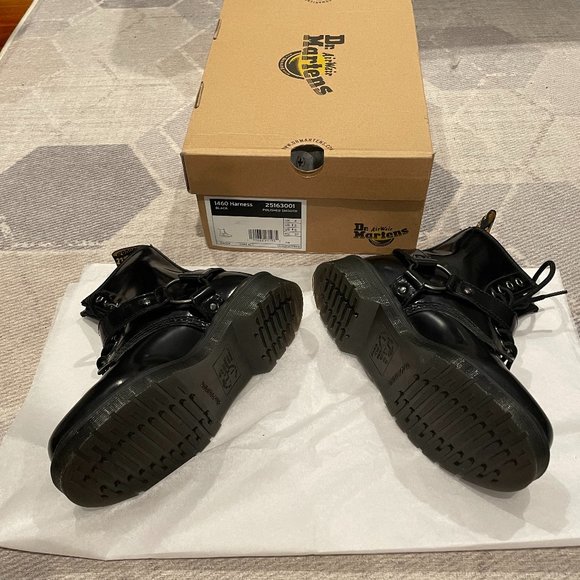 Dr. Martens 1460 Harness - Black size US 6 women/5 men, EU 37 - Picture 5 of 5